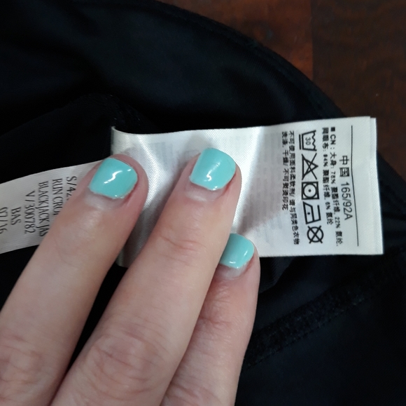 Old Navy Active Go Dry Running Crop 🎇🎇Mesh & Reflective Stripe🎇🎇 XL P - Picture 11 of 12